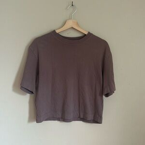 Brown A&F essentials t shirt